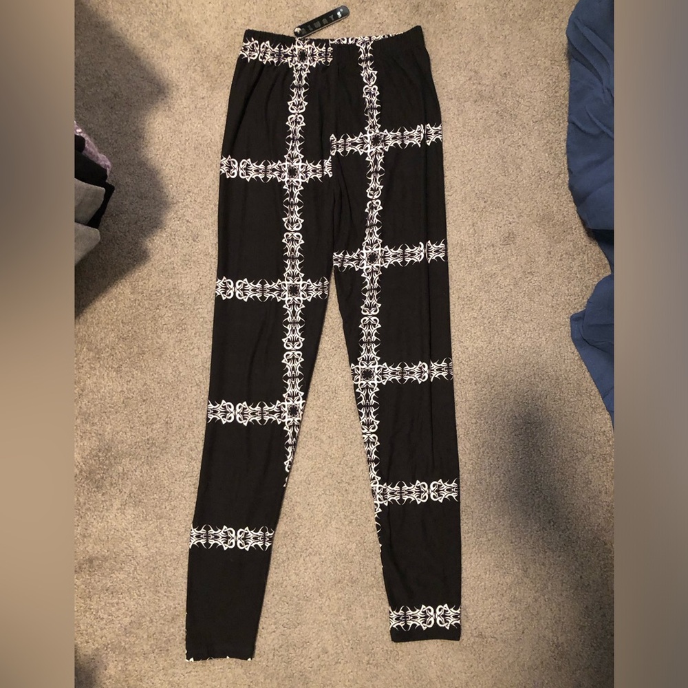 Always NWT buttery soft leggings